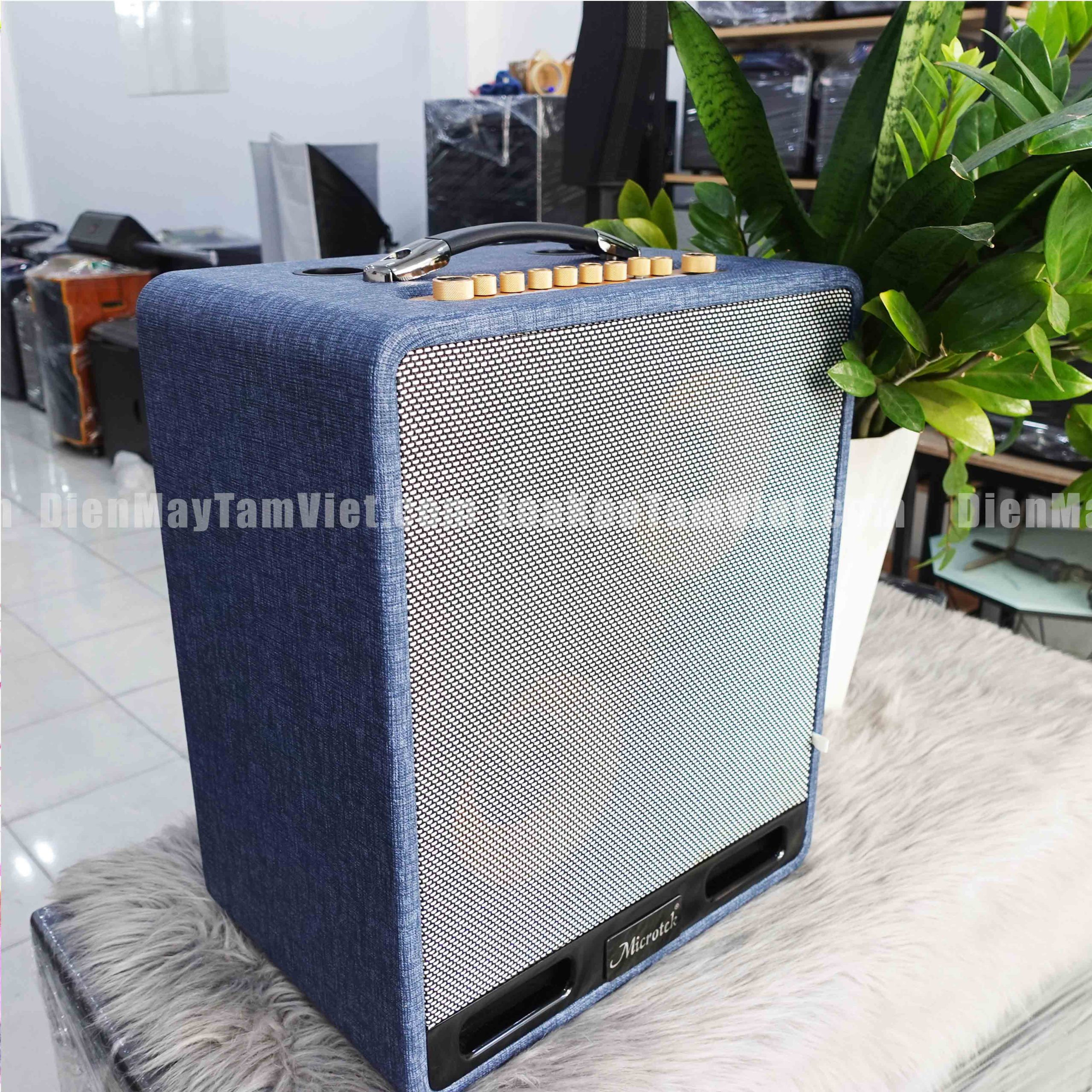 Loa-xach-tay-cao-cap-cong-suat-lon-tam-gia-7-trieu-microtek-hd280bl-02 Loa-xach-tay-cao-cap-cong-suat-lon-tam-gia-7-trieu-microtek-hd280bl-02