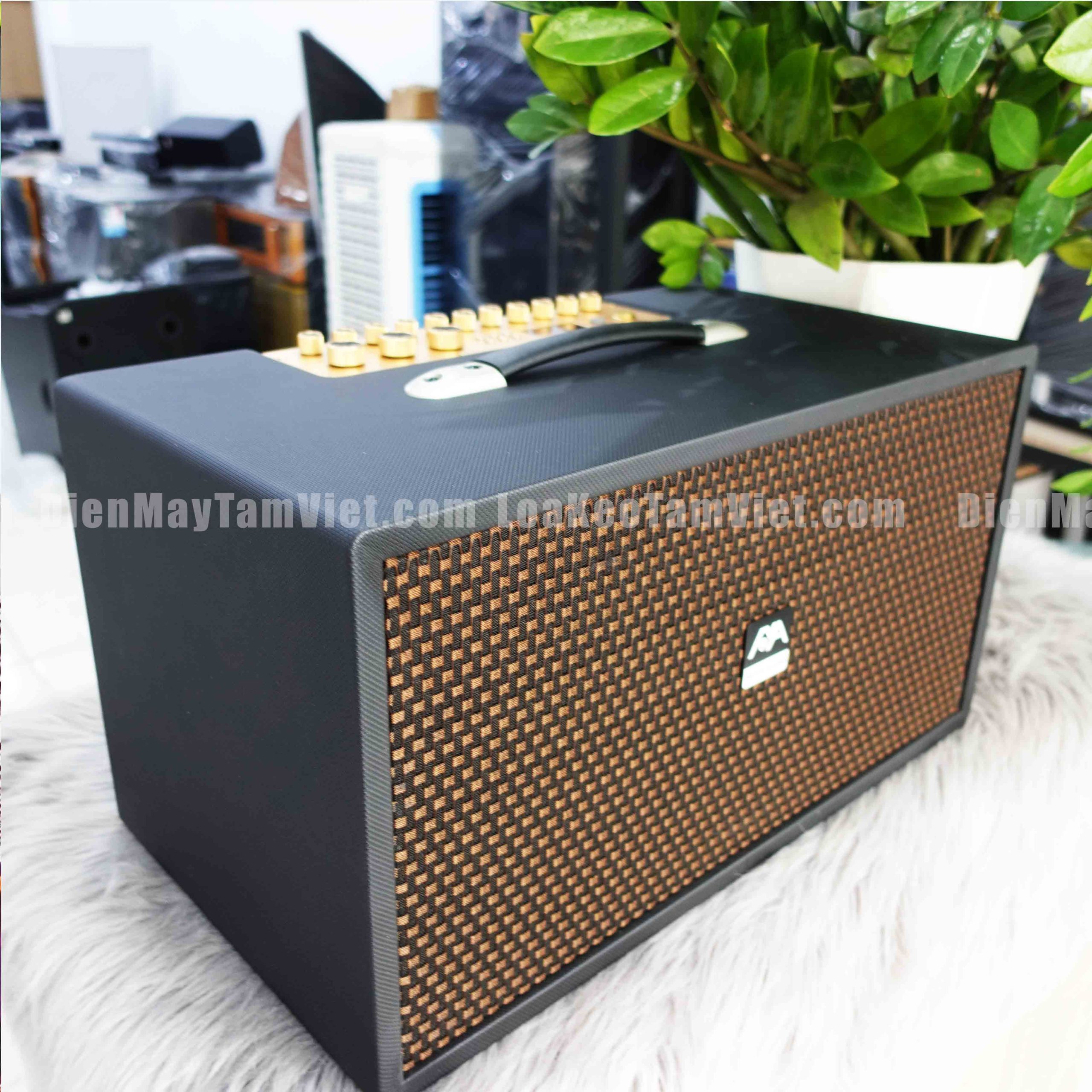 loa-xach-tay-cao-cap-karaooke-gia-dinh-tam-gia-8-trieu-nova-f20-pro-01 loa-xach-tay-cao-cap-karaooke-gia-dinh-tam-gia-8-trieu-nova-f20-pro-01